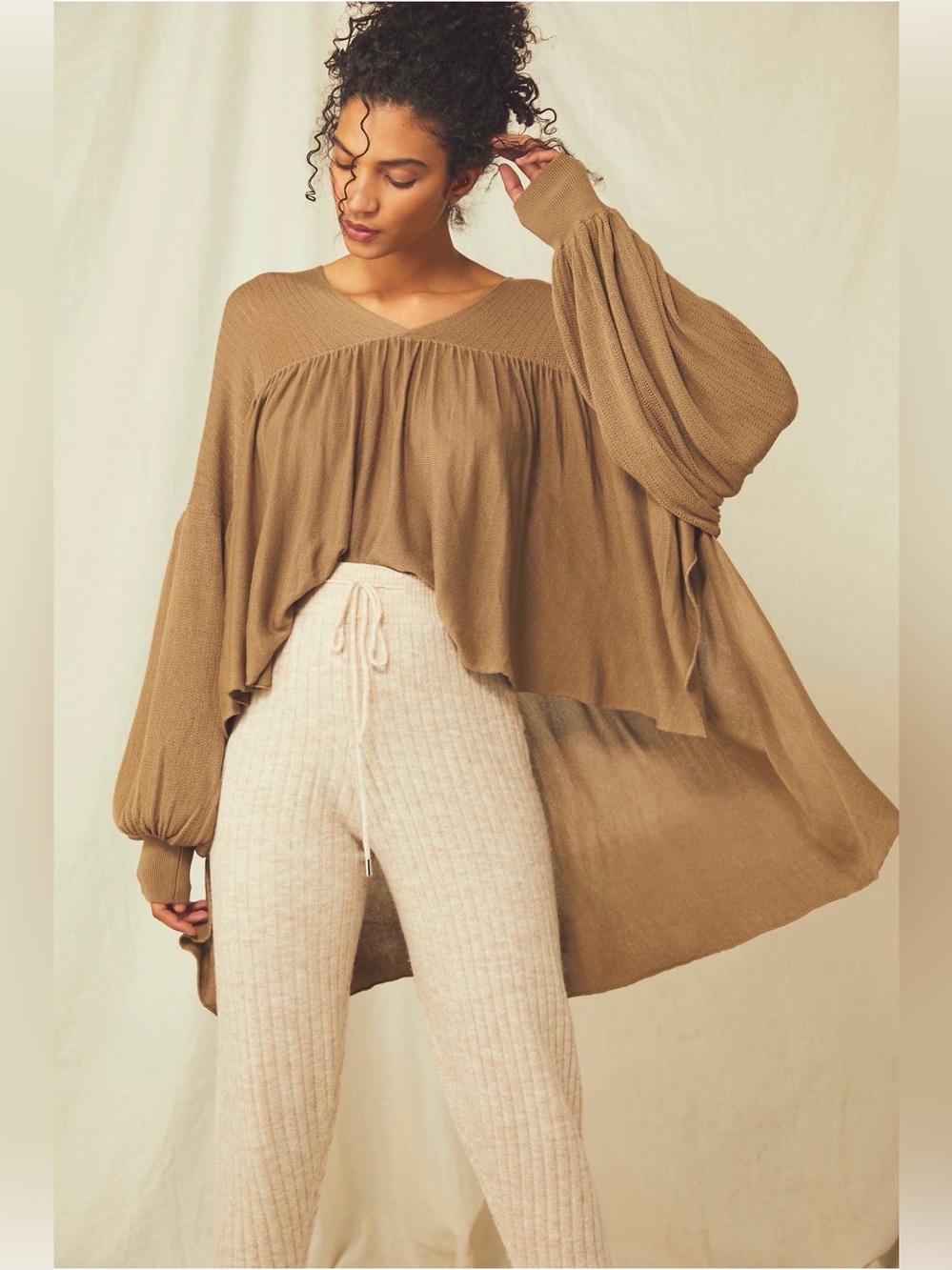 Free People Mykonos V Neck Sweater | Mushroom | Size XS